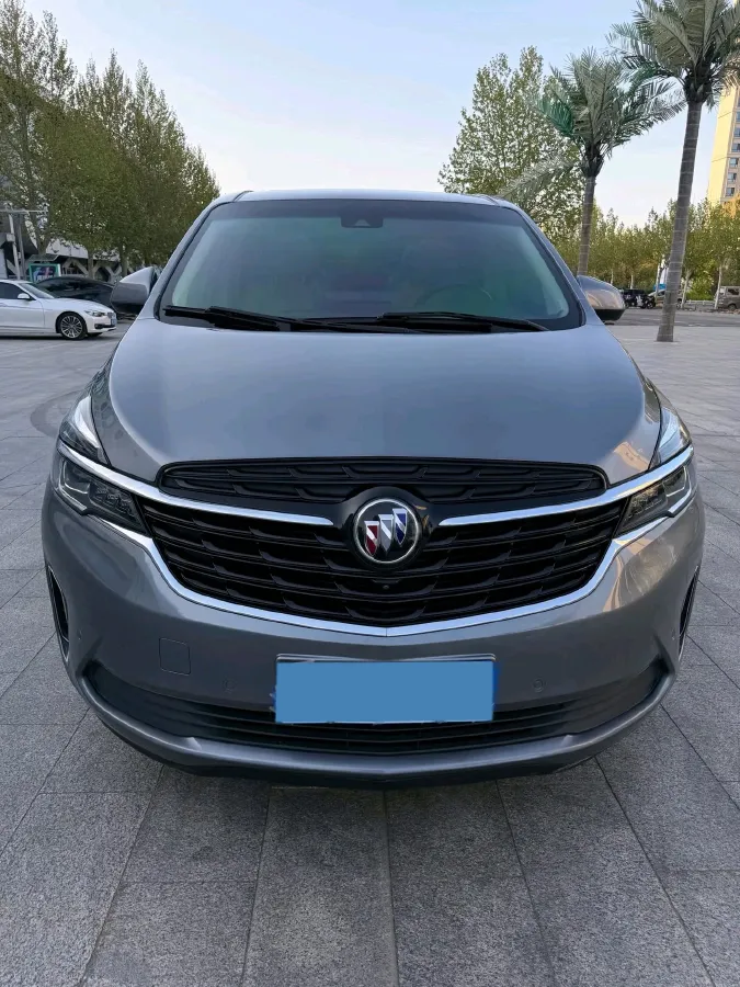 2022 Buick GL8 2.0T 237HP L4 9AT,autocango,china used car exporter,china ev exporter,chinese used car exporter,chinese used ev exporter