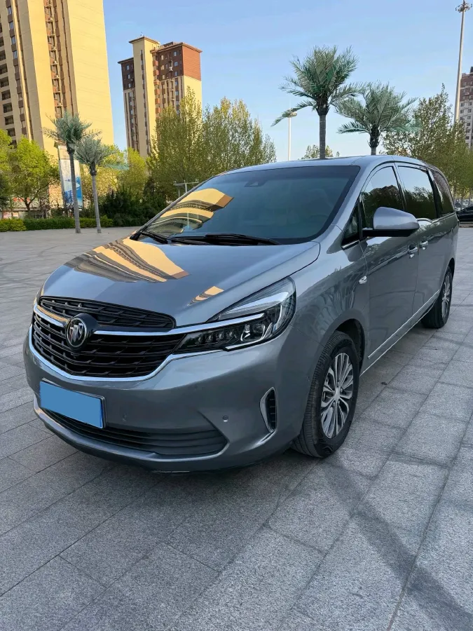 2022 Buick GL8 2.0T 237HP L4 9AT,autocango,china used car exporter,china ev exporter,chinese used car exporter,chinese used ev exporter