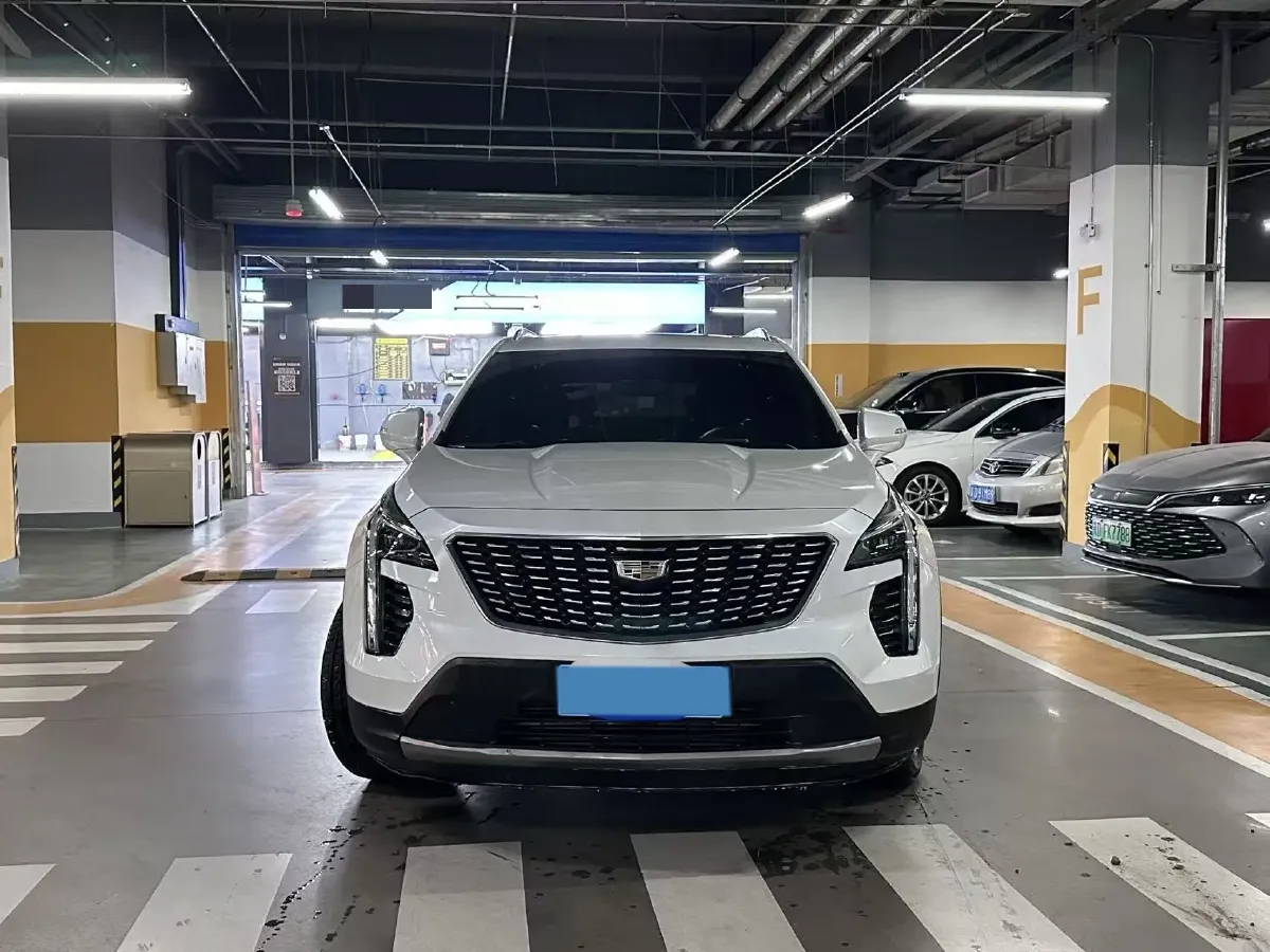 2020 Cadillac XT4 2.0T 237HP L4 9AT,autocango,china used car exporter,china ev exporter,chinese used car exporter,chinese used ev exporter