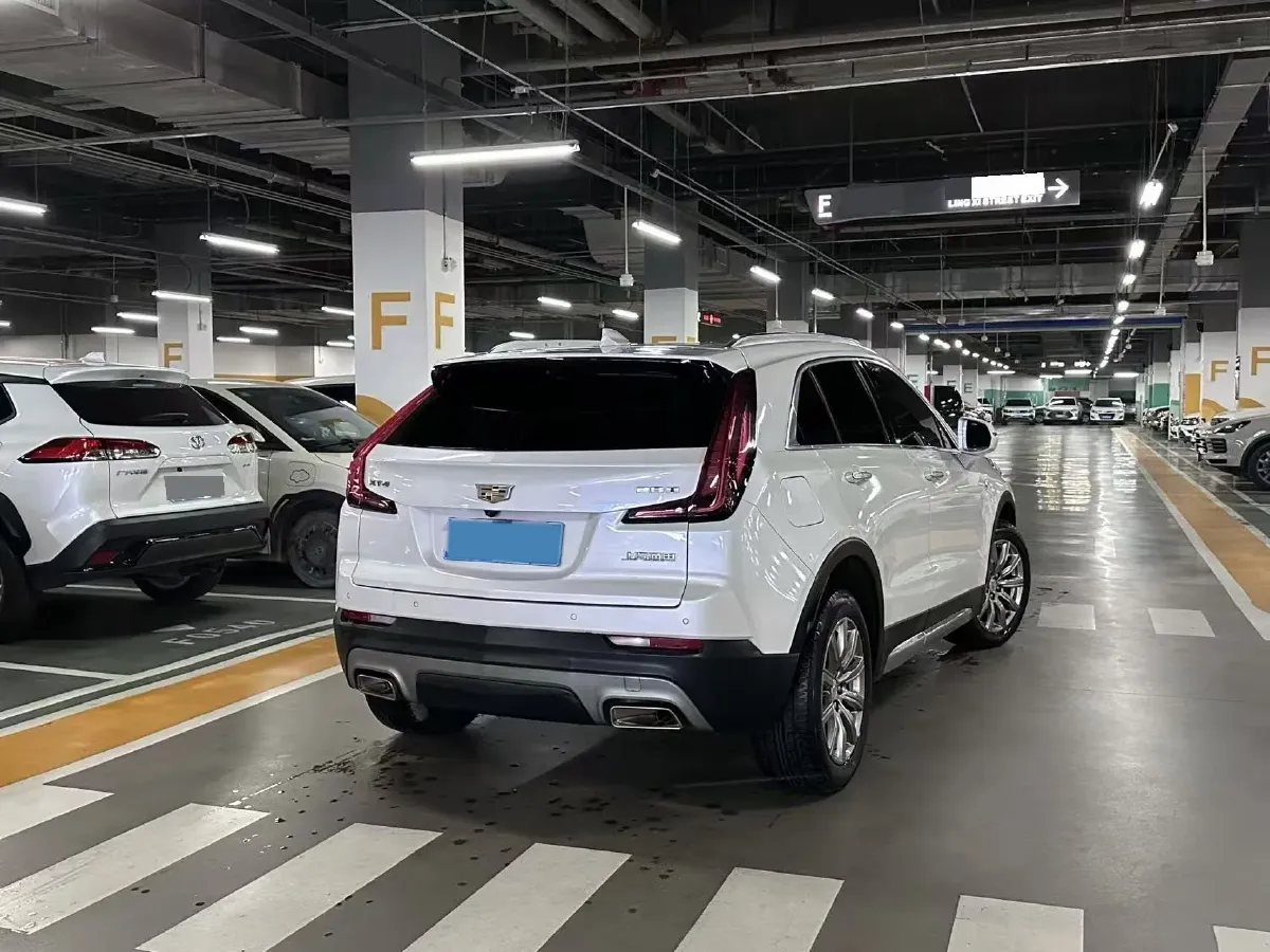 2020 Cadillac XT4 2.0T 237HP L4 9AT,autocango,china used car exporter,china ev exporter,chinese used car exporter,chinese used ev exporter