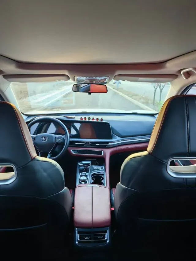 2021 ChangAn CS75 Plus 2.0T 233HP L4 8AT,autocango,china used car exporter,china ev exporter,chinese used car exporter,chinese used ev exporter