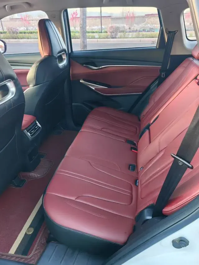 2021 ChangAn CS75 Plus 2.0T 233HP L4 8AT,autocango,china used car exporter,china ev exporter,chinese used car exporter,chinese used ev exporter