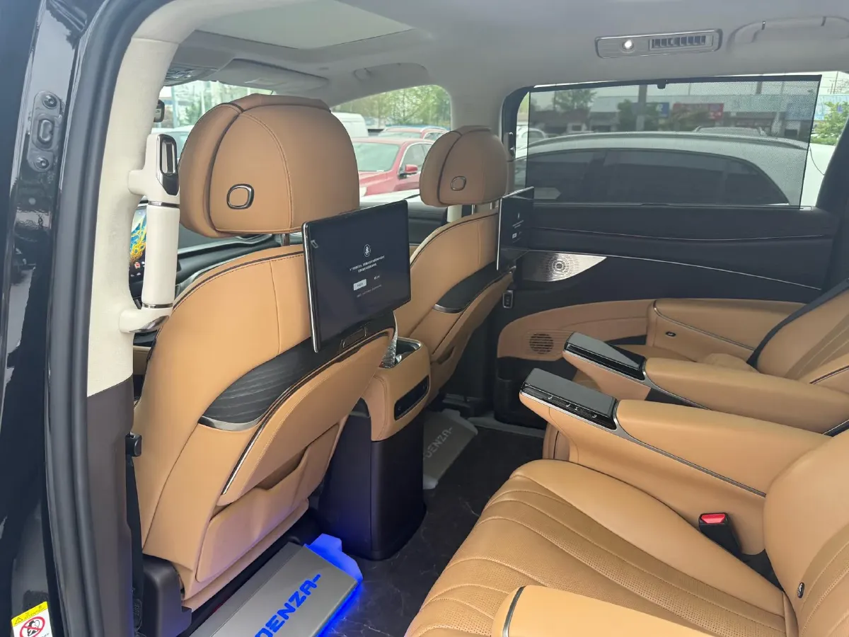 2024 Denza D9 1.5T 139HP L4 E-CVT PHEV 40KWH,autocango,china used car exporter,china ev exporter,chinese used car exporter,chinese used ev exporter