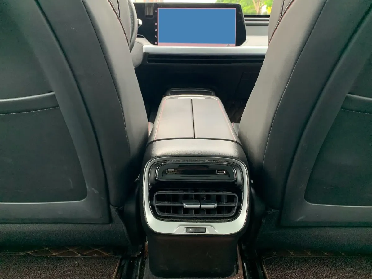 2022 Xpeng P7 BEV 83.1KWH,autocango,china used car exporter,china ev exporter,chinese used car exporter,chinese used ev exporter