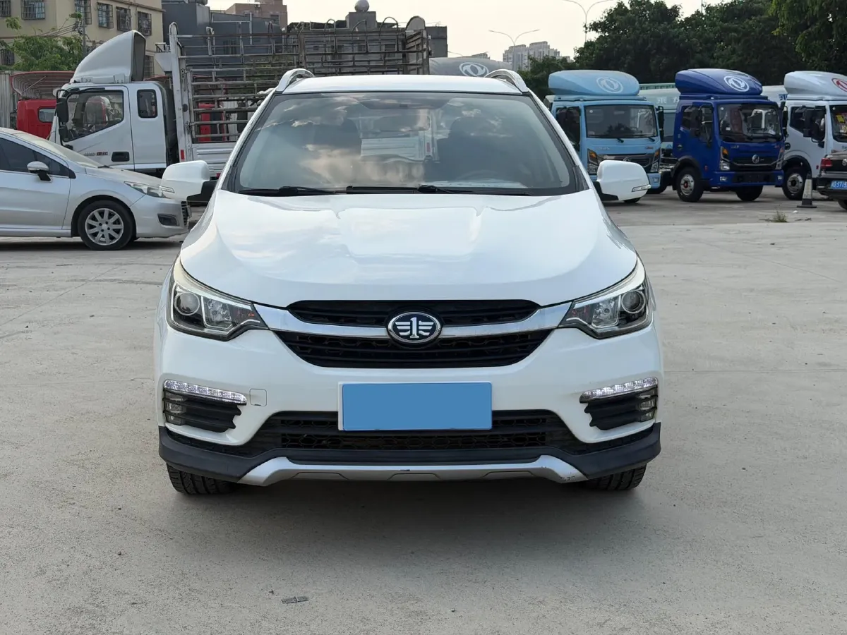 2017 FAW Jumpal D60 1.5L 113HP L4 5MT,autocango,china used car exporter,china ev exporter,chinese used car exporter,chinese used ev exporter