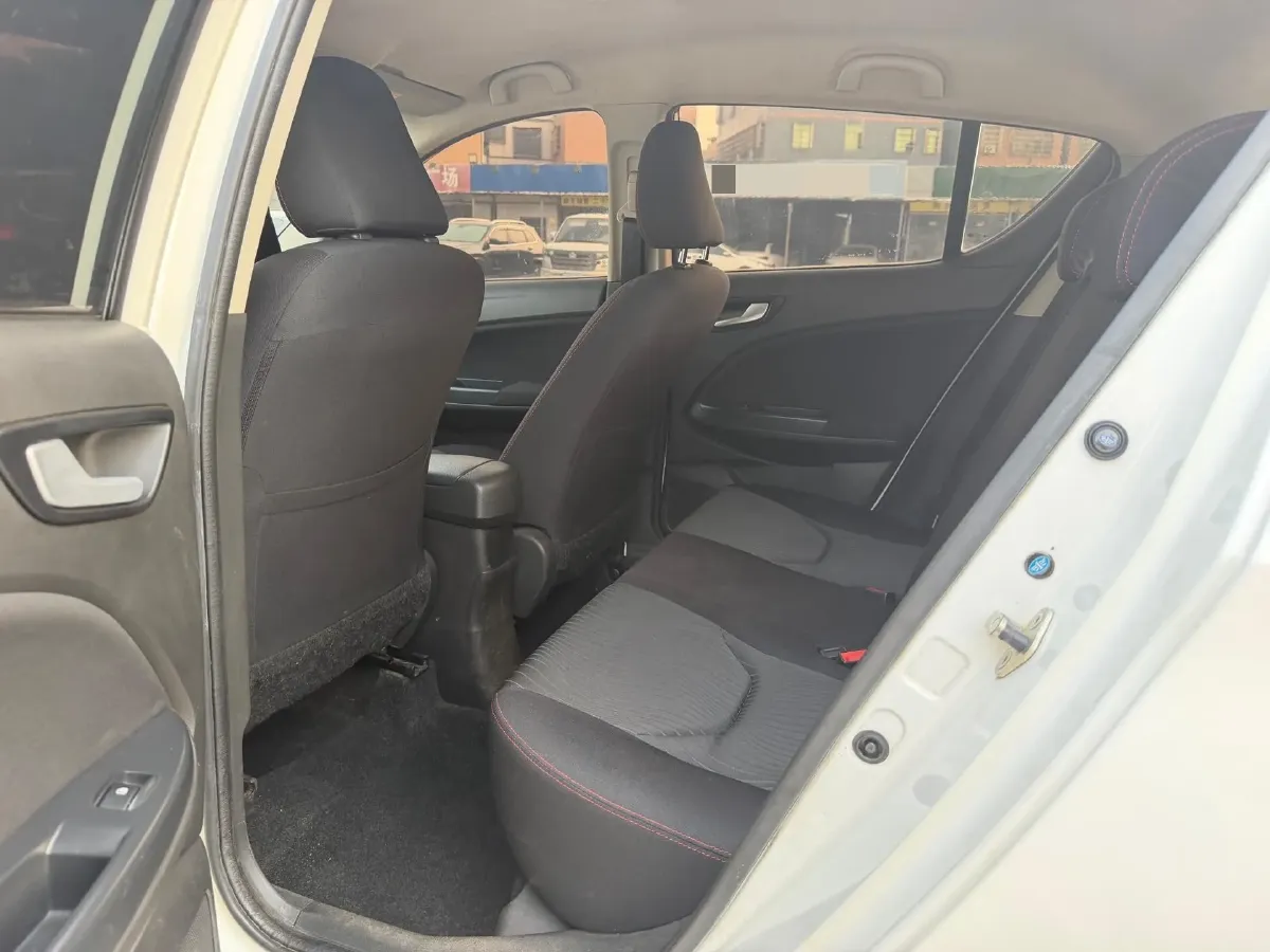 2017 FAW Jumpal D60 1.5L 113HP L4 5MT,autocango,china used car exporter,china ev exporter,chinese used car exporter,chinese used ev exporter