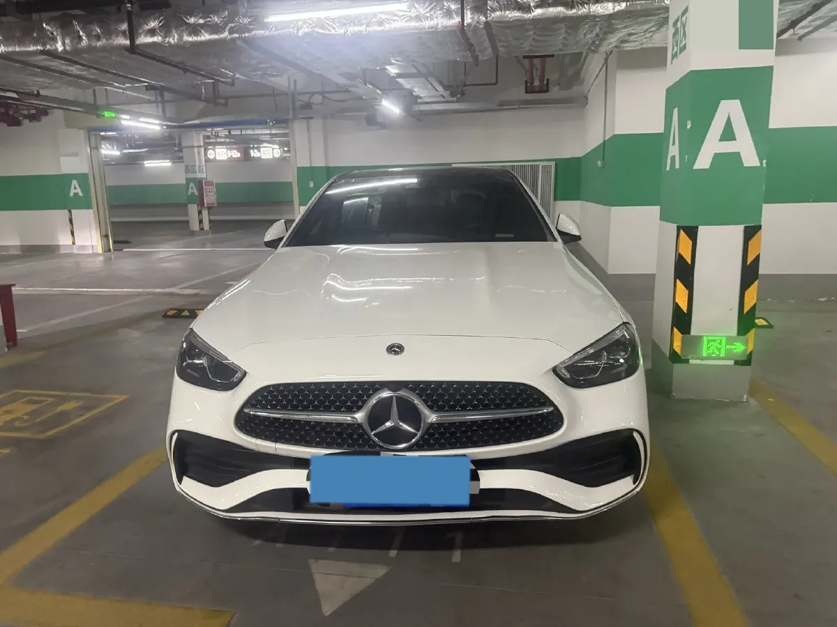 2024 Mercedes-Benz C Class 1.5T 204HP L4 9AT,autocango,china used car exporter,china ev exporter,chinese used car exporter,chinese used ev exporter