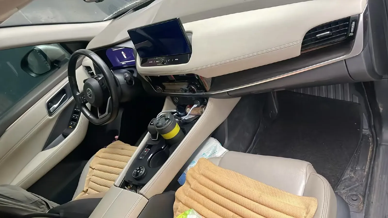 2021 Nissan X-Trail 1.5T 204HP L3 CVT,autocango,china used car exporter,china ev exporter,chinese used car exporter,chinese used ev exporter