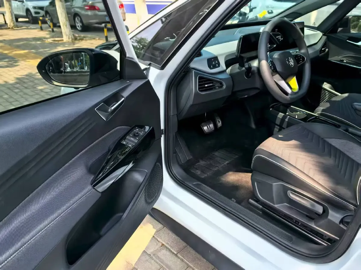 2023 Volkswagen ID.3 BEV 52.8KWH,autocango,china used car exporter,china ev exporter,chinese used car exporter,chinese used ev exporter