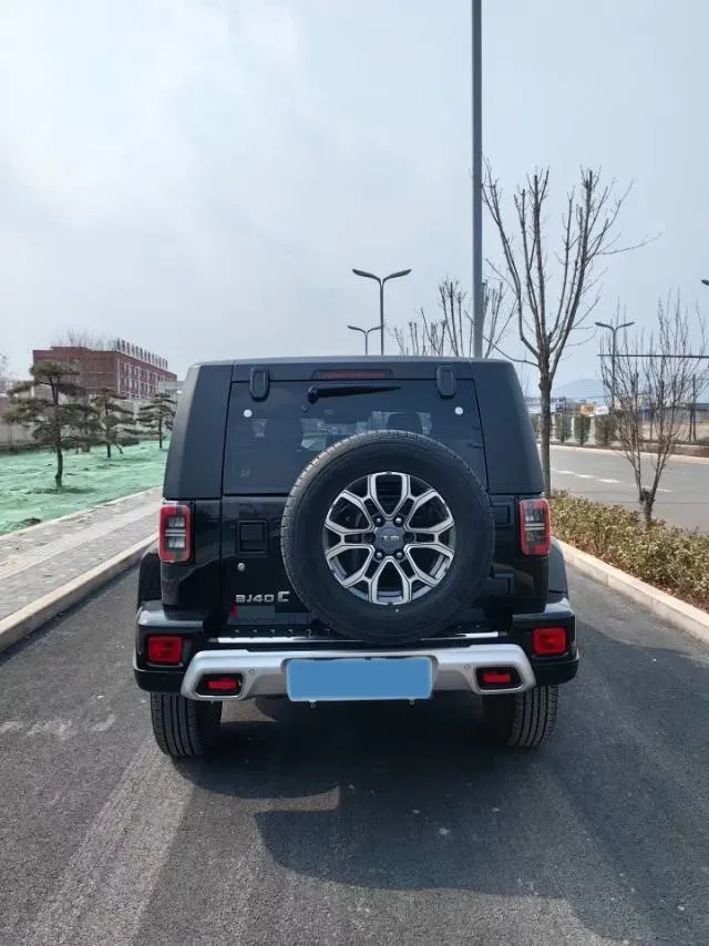 2021 Beijing BJ40 2.0T 224HP L4 8AT,autocango,china used car exporter,china ev exporter,chinese used car exporter,chinese used ev exporter