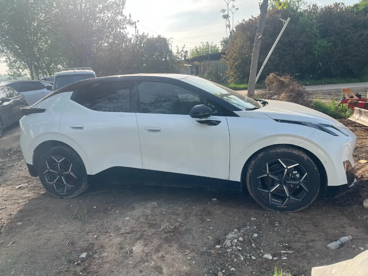 2025 Dongfeng Z9 2.0T 258HP L4 8AT,autocango,china used car exporter,china ev exporter,chinese used car exporter,chinese used ev exporter