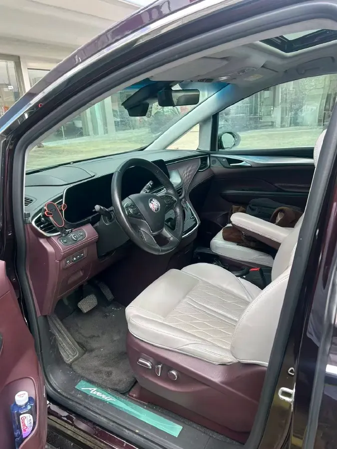 2022 Buick GL8 2.0T 237HP L4 9AT,autocango,china used car exporter,china ev exporter,chinese used car exporter,chinese used ev exporter