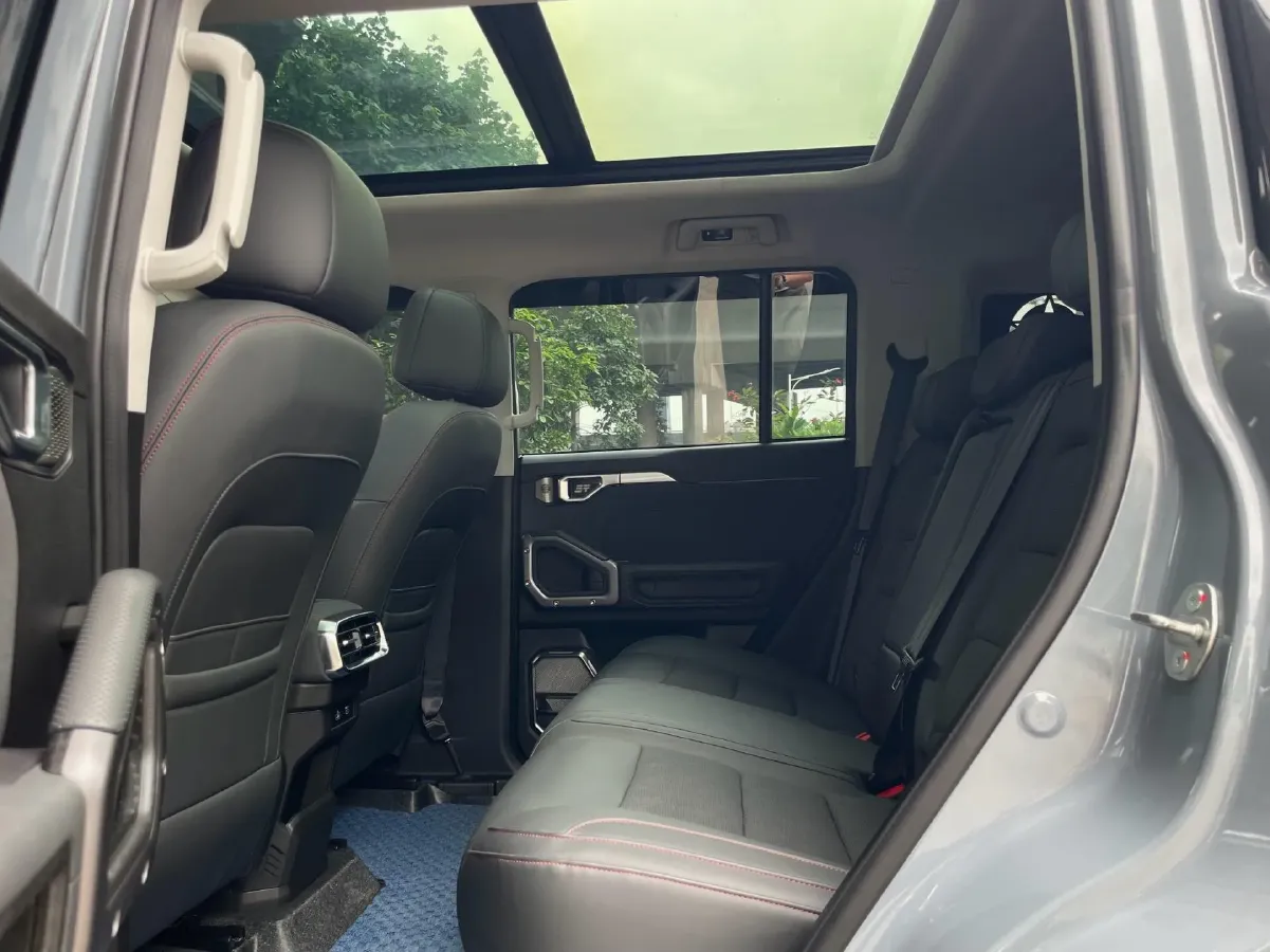 2023 Jetour Traveller 2.0T 254HP L4 8AT,autocango,china used car exporter,china ev exporter,chinese used car exporter,chinese used ev exporter