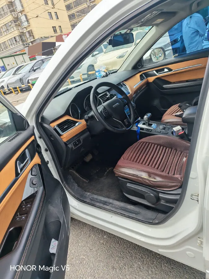 2021 Haval H6 Coupe 1.5T 150HP L4 7DCT,autocango,china used car exporter,china ev exporter,chinese used car exporter,chinese used ev exporter