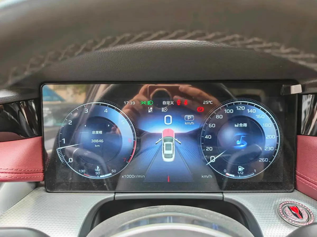 2024 HongQi H5 2.0T 224HP L4 8AT,autocango,china used car exporter,china ev exporter,chinese used car exporter,chinese used ev exporter