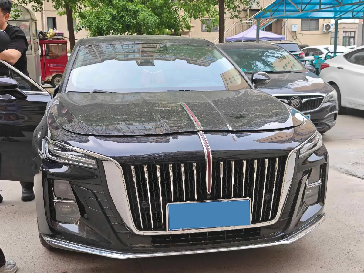 2024 HongQi H5 2.0T 224HP L4 8AT,autocango,china used car exporter,china ev exporter,chinese used car exporter,chinese used ev exporter