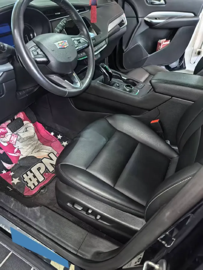 2021 Cadillac XT4 2.0T 237HP L4 9AT,autocango,china used car exporter,china ev exporter,chinese used car exporter,chinese used ev exporter