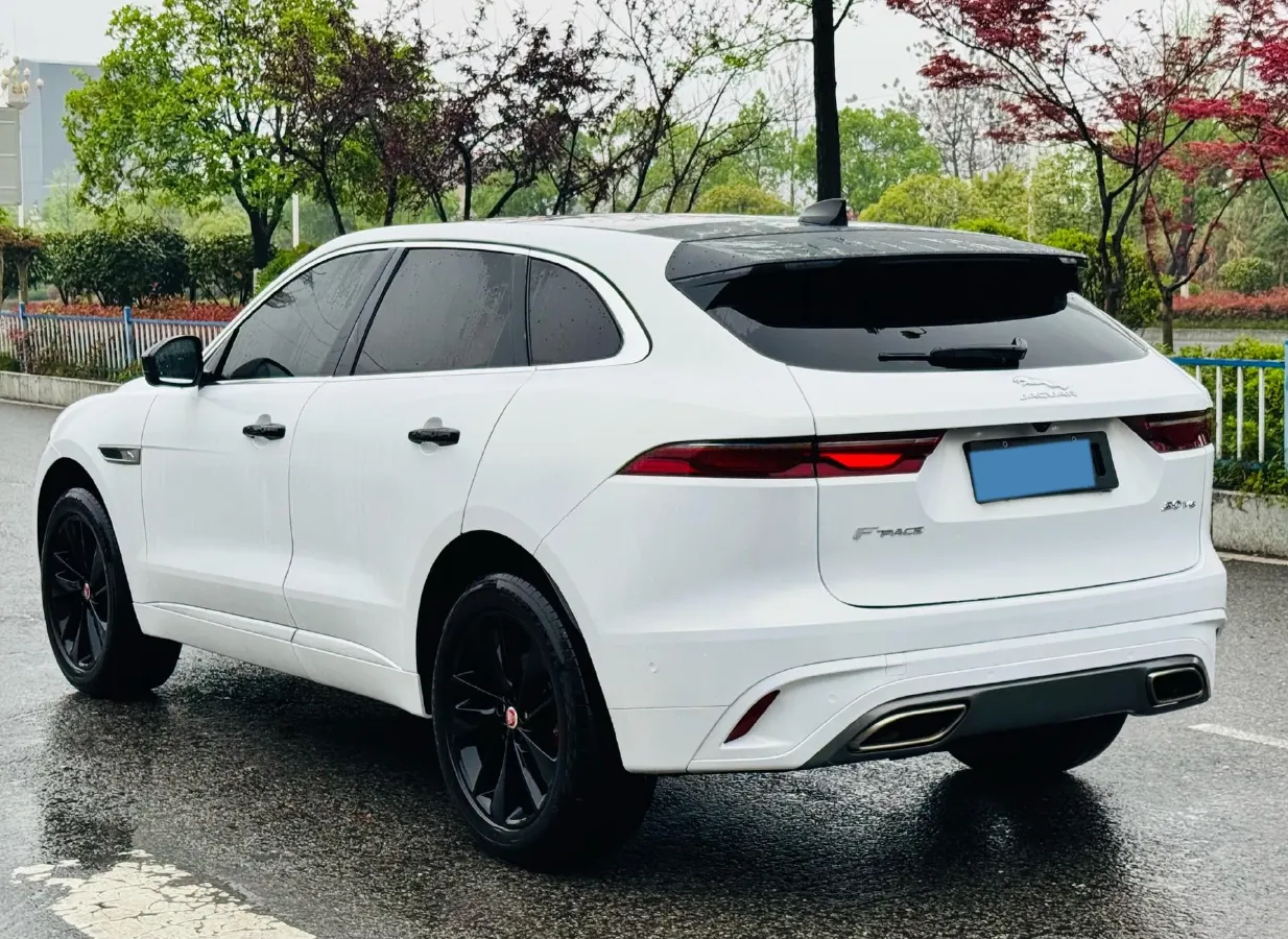 2021 Jaguar F-PACE 3.0T 340HP L6 8AT,autocango,china used car exporter,china ev exporter,chinese used car exporter,chinese used ev exporter