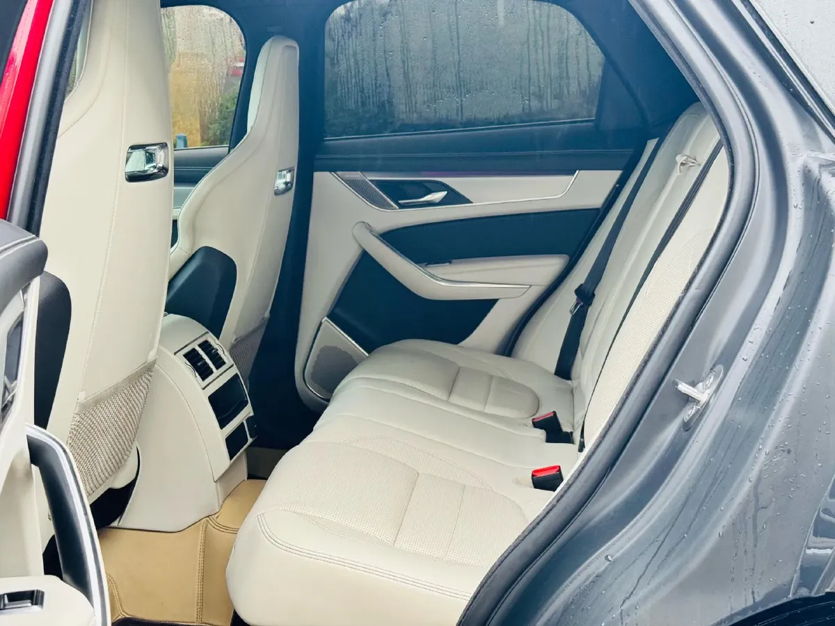 2021 Jaguar F-PACE 3.0T 340HP L6 8AT,autocango,china used car exporter,china ev exporter,chinese used car exporter,chinese used ev exporter