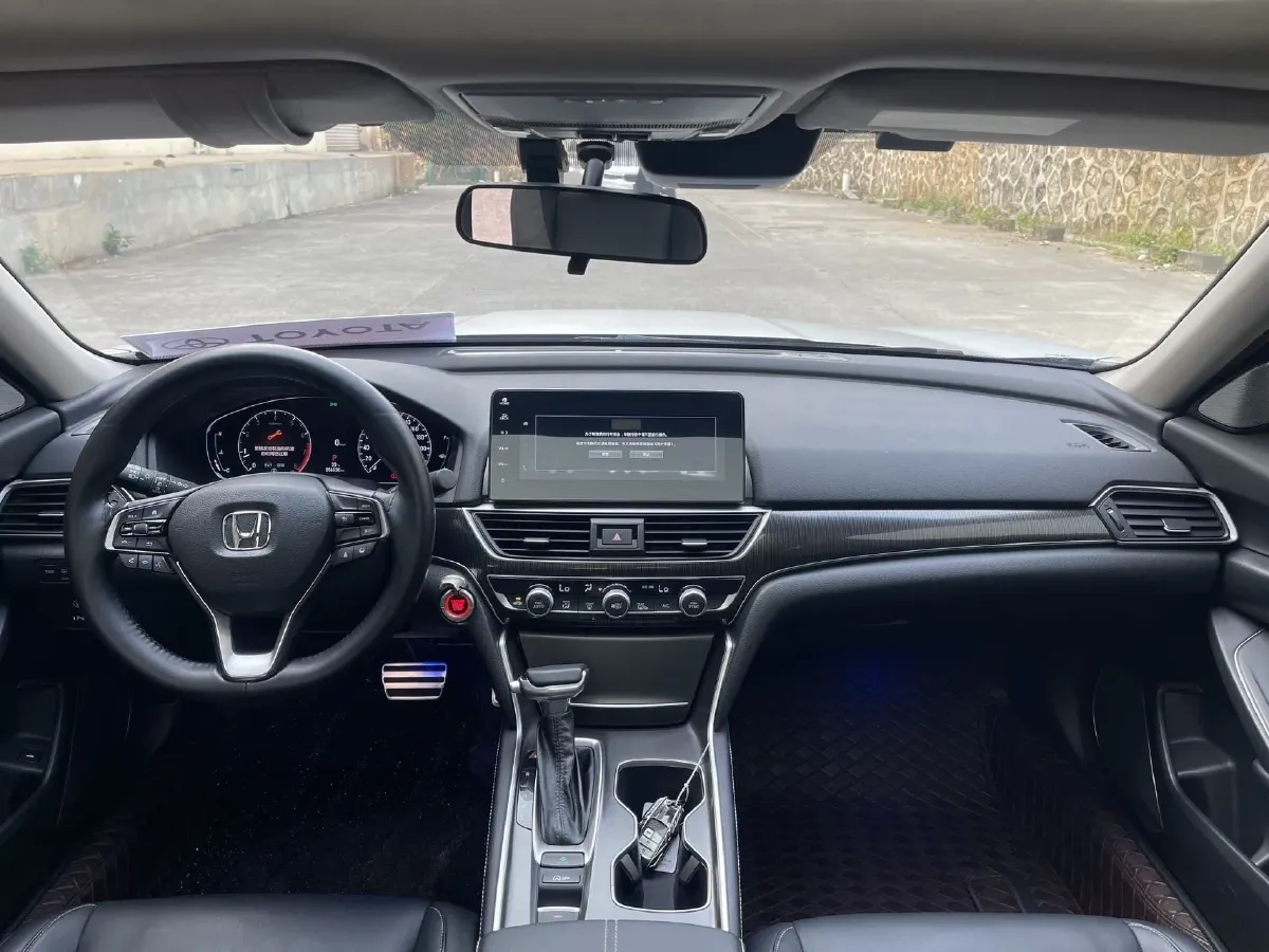 2022 Honda Accord 1.5T 194HP L4 CVT,autocango,china used car exporter,china ev exporter,chinese used car exporter,chinese used ev exporter