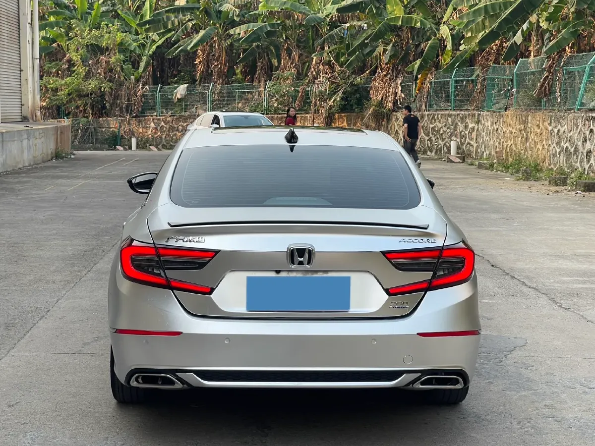 2022 Honda Accord 1.5T 194HP L4 CVT,autocango,china used car exporter,china ev exporter,chinese used car exporter,chinese used ev exporter