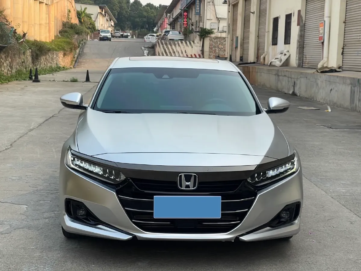 2022 Honda Accord 1.5T 194HP L4 CVT,autocango,china used car exporter,china ev exporter,chinese used car exporter,chinese used ev exporter