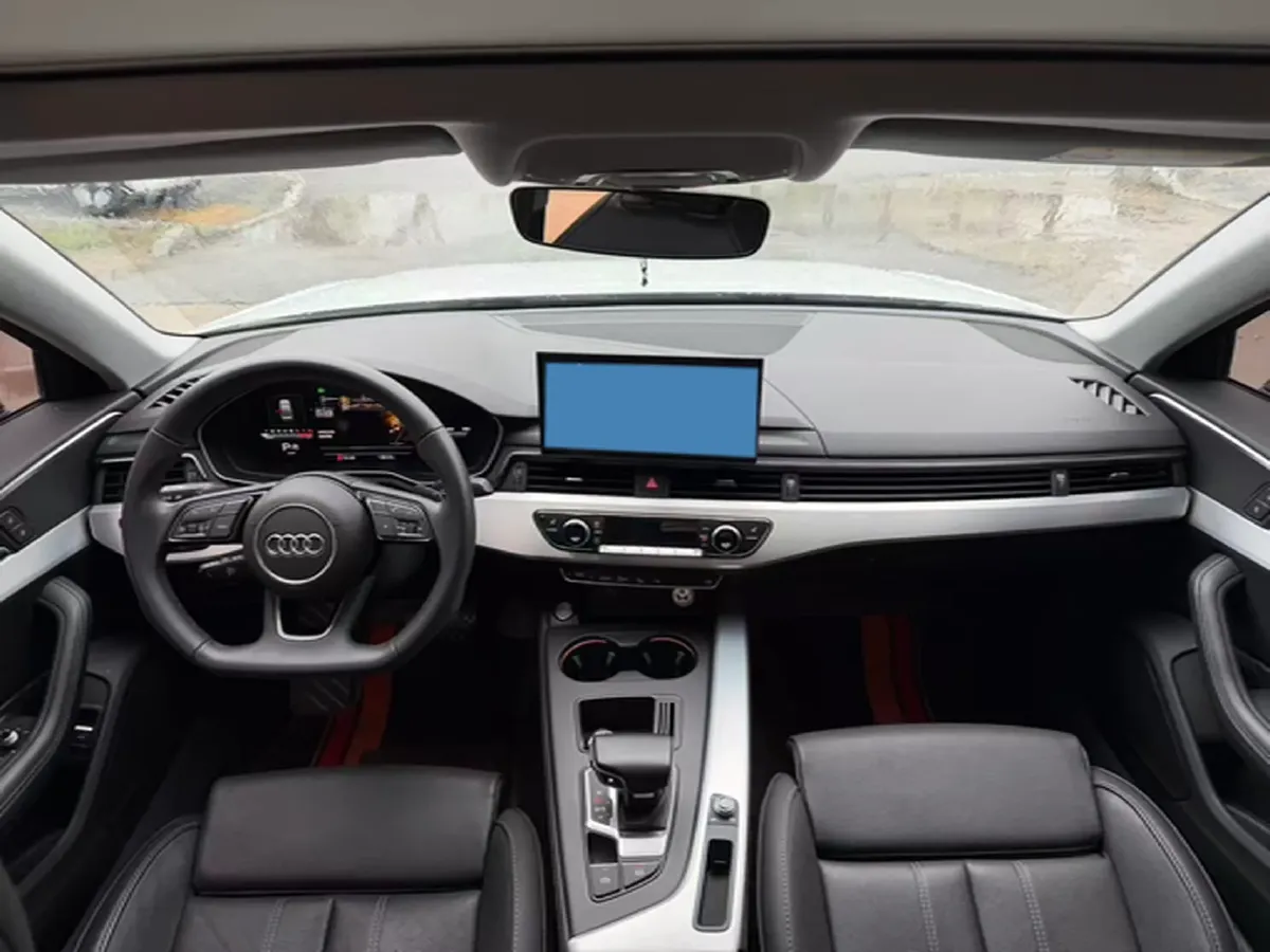 2022 Audi A4L 2.0T 190HP L4 7DCT,autocango,china used car exporter,china ev exporter,chinese used car exporter,chinese used ev exporter