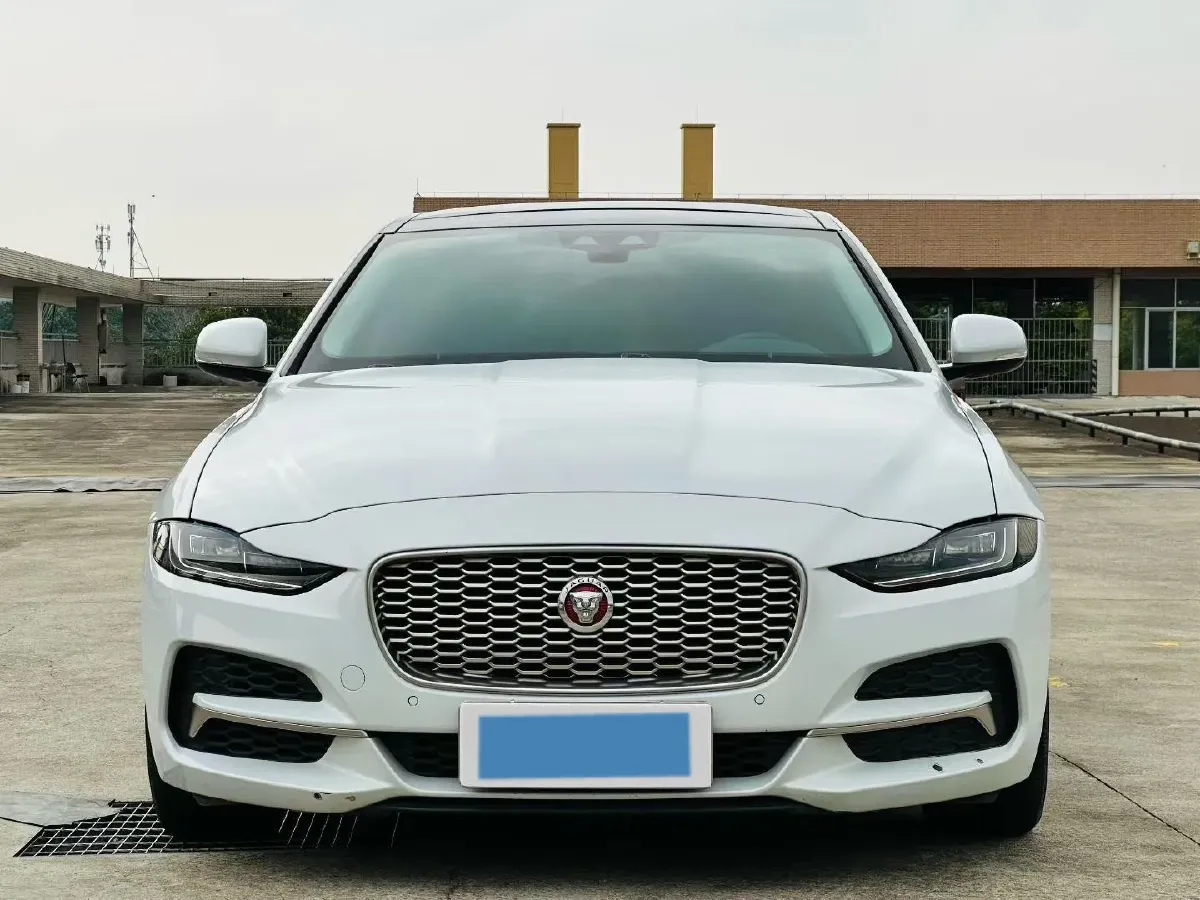 2020 Jaguar XEL 2.0T 200HP L4 8AT,autocango,china used car exporter,china ev exporter,chinese used car exporter,chinese used ev exporter