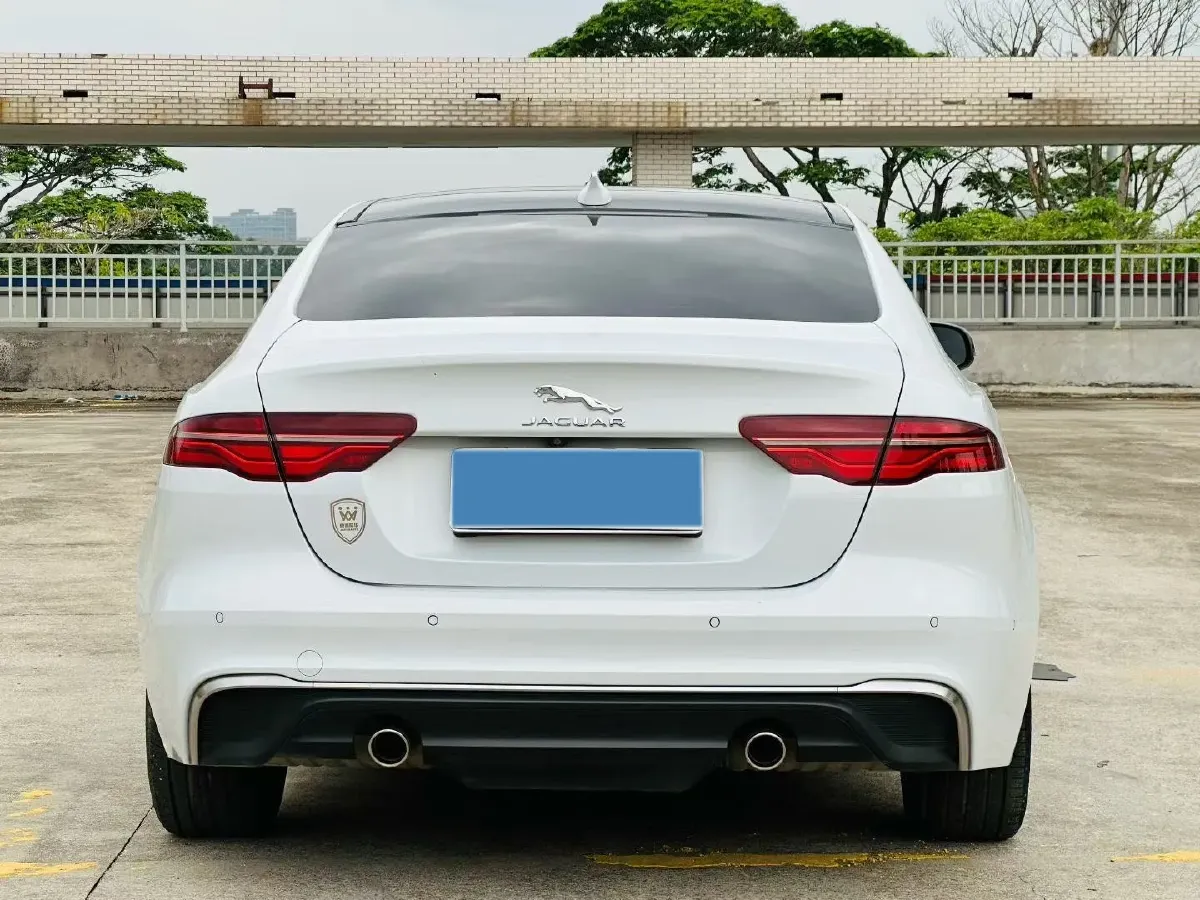 2020 Jaguar XEL 2.0T 200HP L4 8AT,autocango,china used car exporter,china ev exporter,chinese used car exporter,chinese used ev exporter