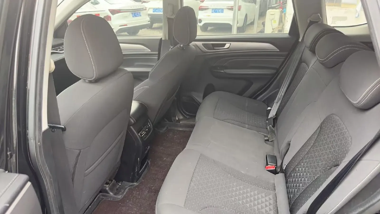 2021 Haval M6 1.5T 150HP L4 7DCT,autocango,china used car exporter,china ev exporter,chinese used car exporter,chinese used ev exporter