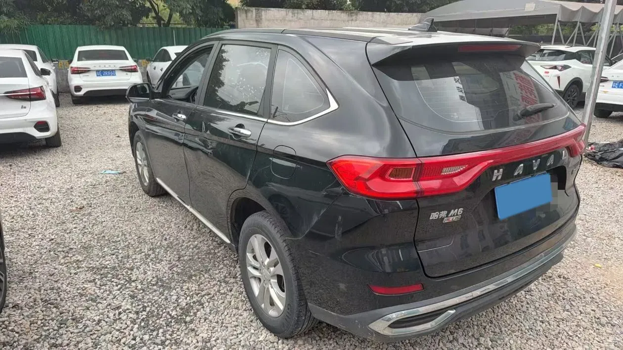 2021 Haval M6 1.5T 150HP L4 7DCT,autocango,china used car exporter,china ev exporter,chinese used car exporter,chinese used ev exporter