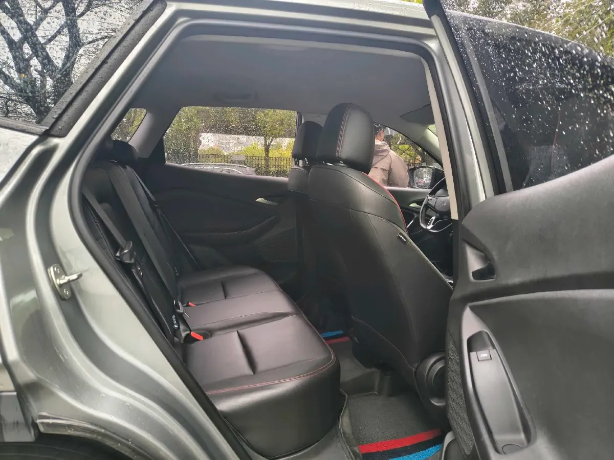 2023 Chevrolet Trax 1.5T 184HP L4 CVT,autocango,china used car exporter,china ev exporter,chinese used car exporter,chinese used ev exporter