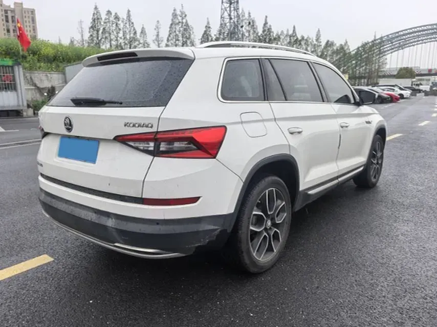 2018 Skoda Kodiak 2.0T 186HP L4 7DCT,autocango,china used car exporter,china ev exporter,chinese used car exporter,chinese used ev exporter