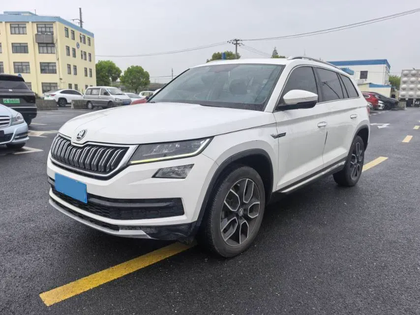 2018 Skoda Kodiak 2.0T 186HP L4 7DCT,autocango,china used car exporter,china ev exporter,chinese used car exporter,chinese used ev exporter