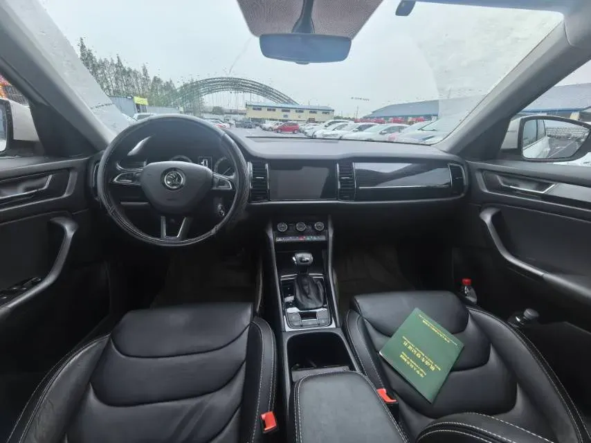 2018 Skoda Kodiak 2.0T 186HP L4 7DCT,autocango,china used car exporter,china ev exporter,chinese used car exporter,chinese used ev exporter