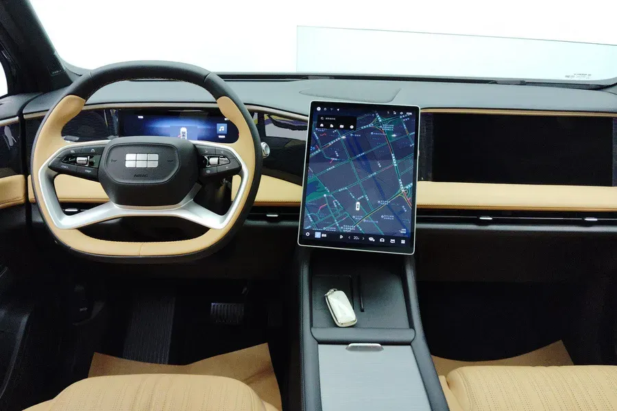 2024 Geely Galaxy L7 1.5T 163HP L4 3DHT PHEV 18.7KWH,autocango,china used car exporter,china ev exporter,chinese used car exporter,chinese used ev exporter