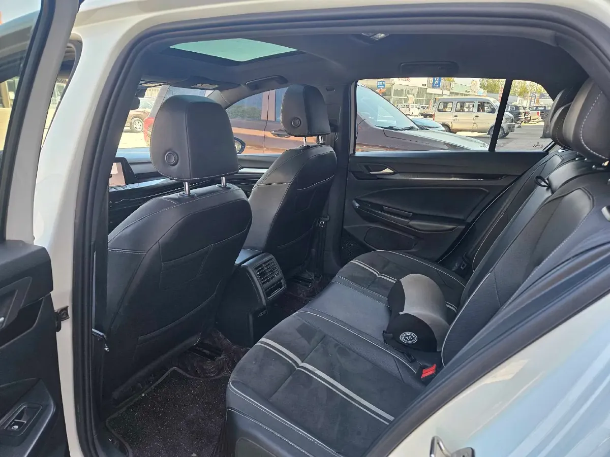 2021 Volkswagen Golf 1.4T 150HP L4 7DCT,autocango,china used car exporter,china ev exporter,chinese used car exporter,chinese used ev exporter