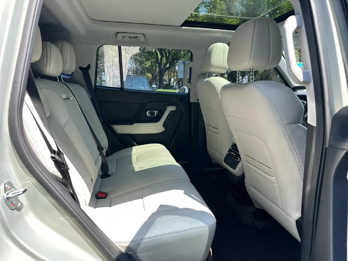 2025 MAXUS XinTu V70 2.0T 150HP L4 9AT,autocango,china used car exporter,china ev exporter,chinese used car exporter,chinese used ev exporter