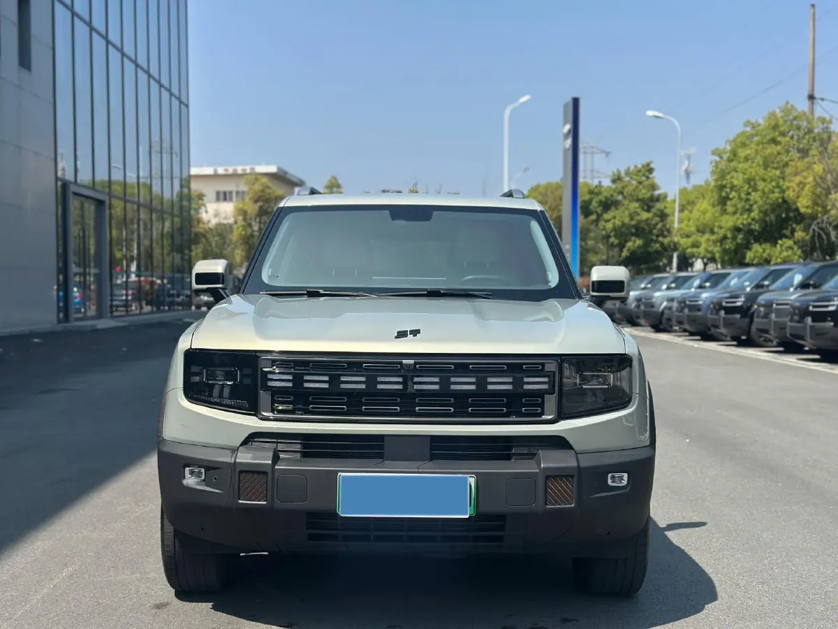 2025 MAXUS XinTu V70 2.0T 150HP L4 9AT,autocango,china used car exporter,china ev exporter,chinese used car exporter,chinese used ev exporter