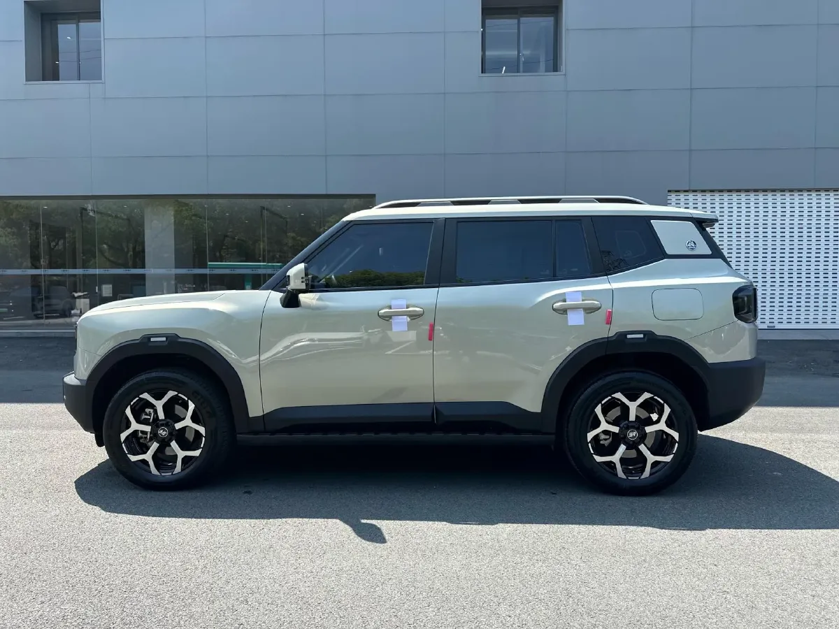 2025 MAXUS XinTu V70 2.0T 150HP L4 9AT,autocango,china used car exporter,china ev exporter,chinese used car exporter,chinese used ev exporter