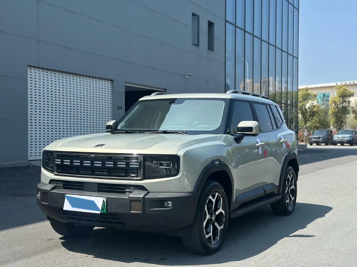 2025 MAXUS XinTu V70 2.0T 150HP L4 9AT,autocango,china used car exporter,china ev exporter,chinese used car exporter,chinese used ev exporter