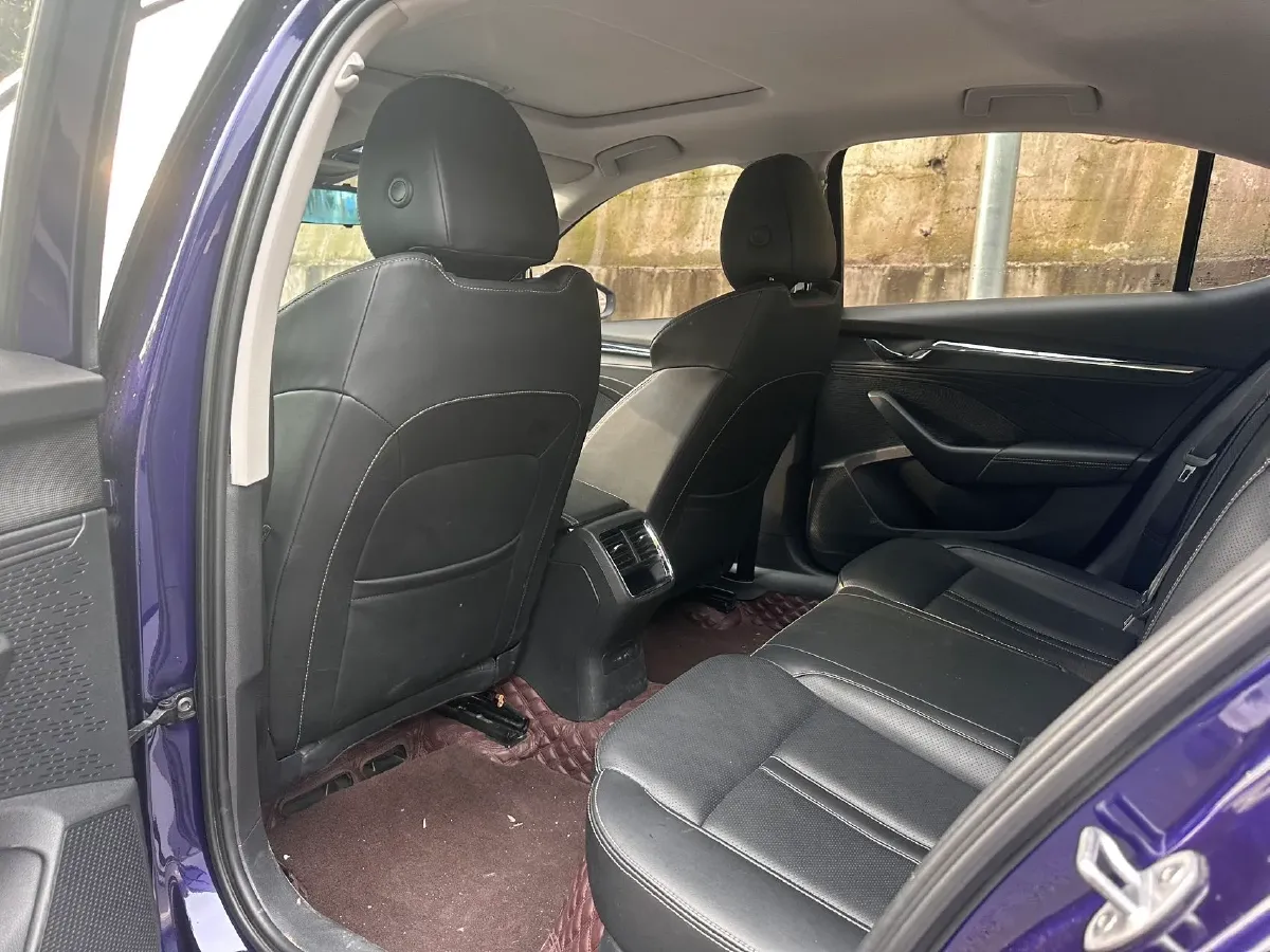 2021 Skoda Octavia 1.4T 150HP L4 7DCT,autocango,china used car exporter,china ev exporter,chinese used car exporter,chinese used ev exporter