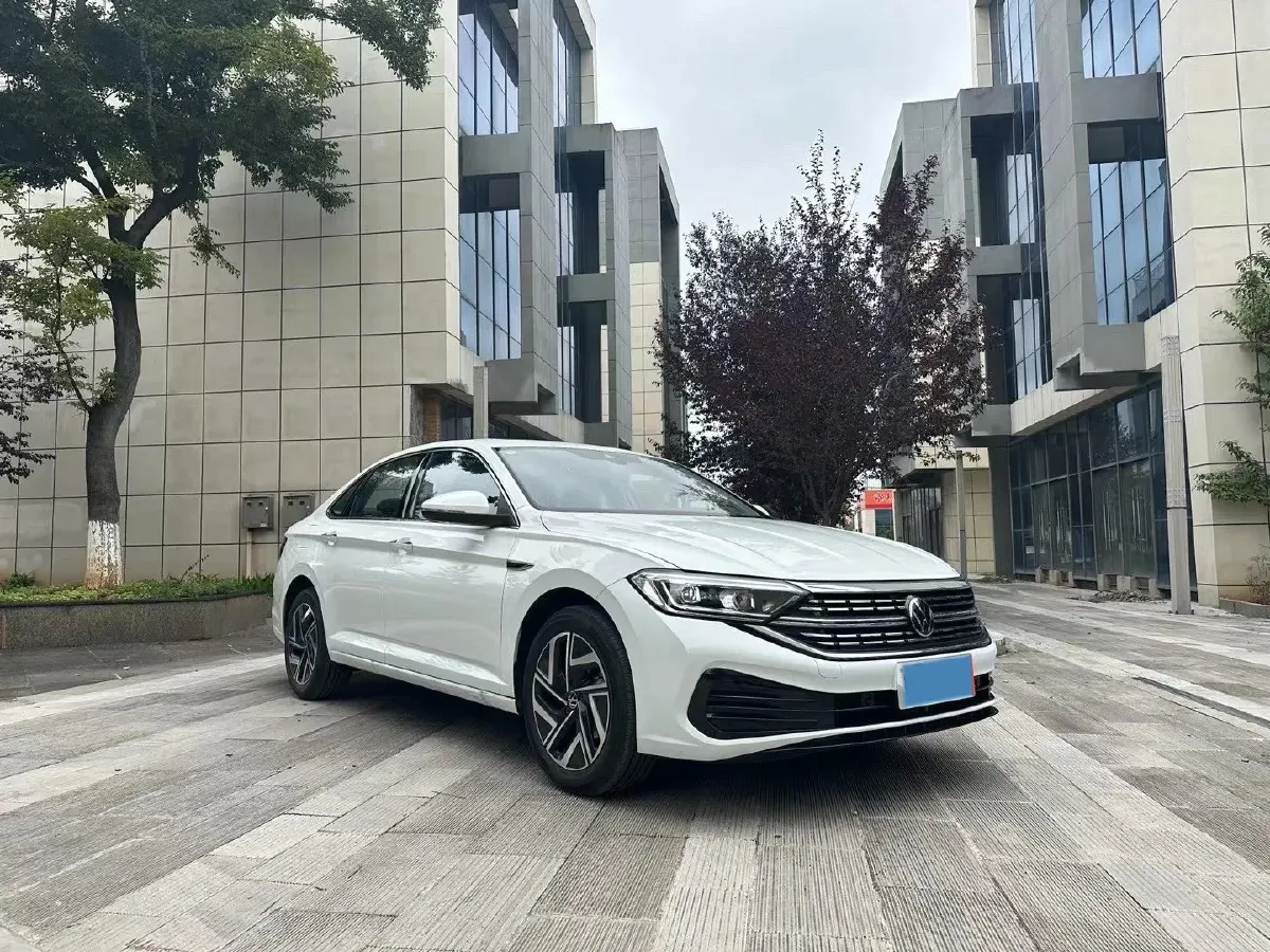 2023 Volkswagen Sagitar 1.5T 160HP L4 7DCT,autocango,china used car exporter,china ev exporter,chinese used car exporter,chinese used ev exporter