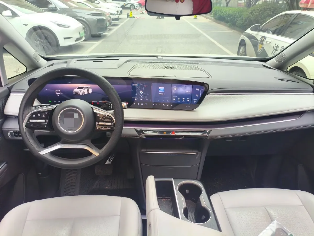 2025 Buick GL8 2.0T 237HP L4 9AT,autocango,china used car exporter,china ev exporter,chinese used car exporter,chinese used ev exporter