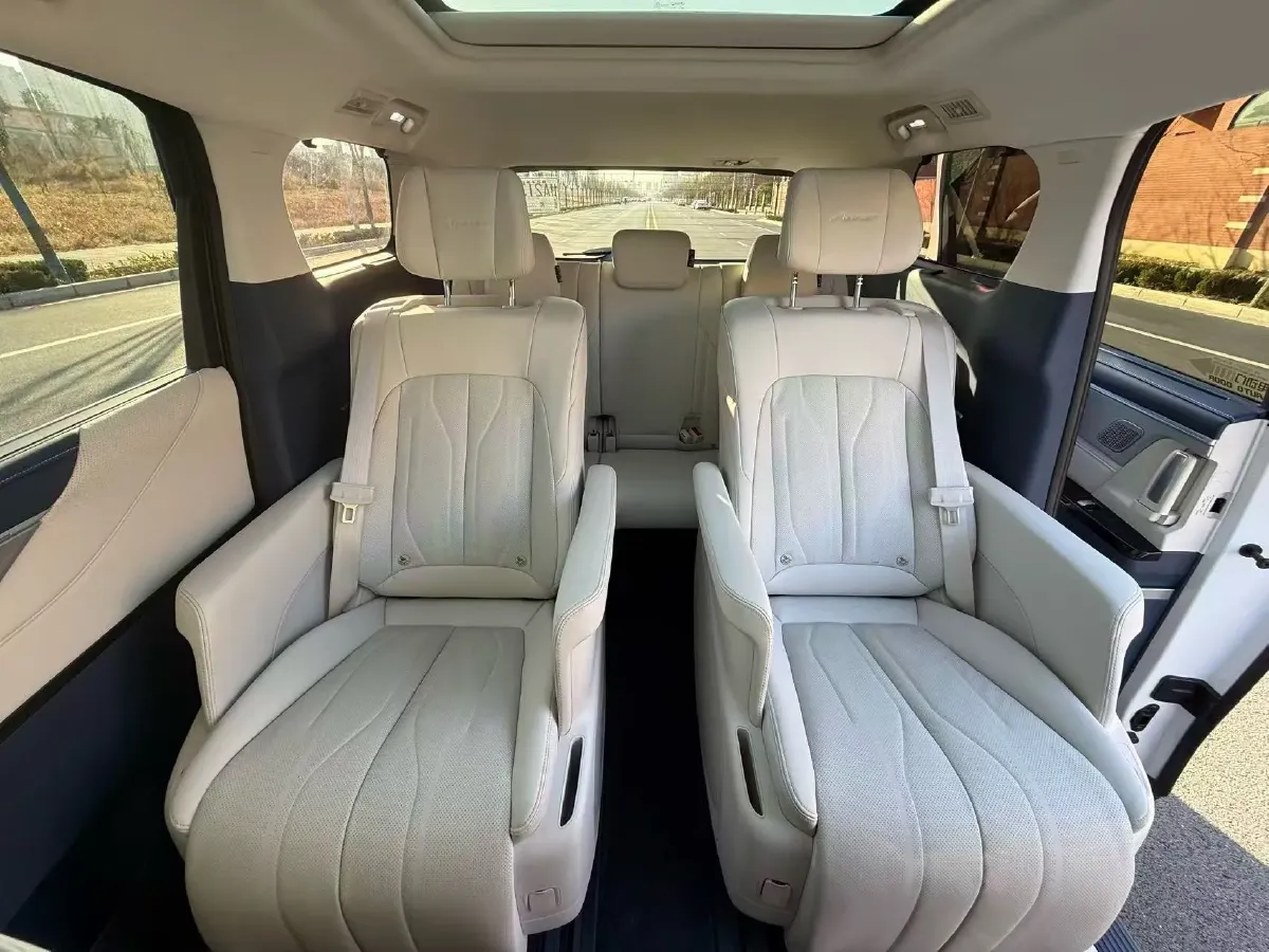 2024 Buick GL8 1.5T 180HP L4 2DHT PHEV 24.4KWH,autocango,china used car exporter,china ev exporter,chinese used car exporter,chinese used ev exporter