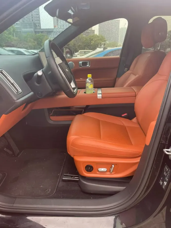 2024 Li L6 Range Extended 154HP L4 REEV 36.8KWH,autocango,china used car exporter,china ev exporter,chinese used car exporter,chinese used ev exporter