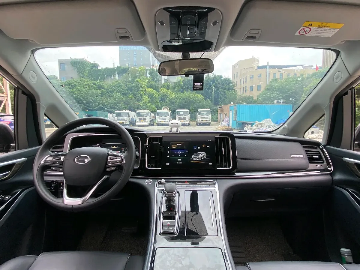 2021 GAC Trumpchi M8 2.0T 252HP L4 8AT,autocango,china used car exporter,china ev exporter,chinese used car exporter,chinese used ev exporter