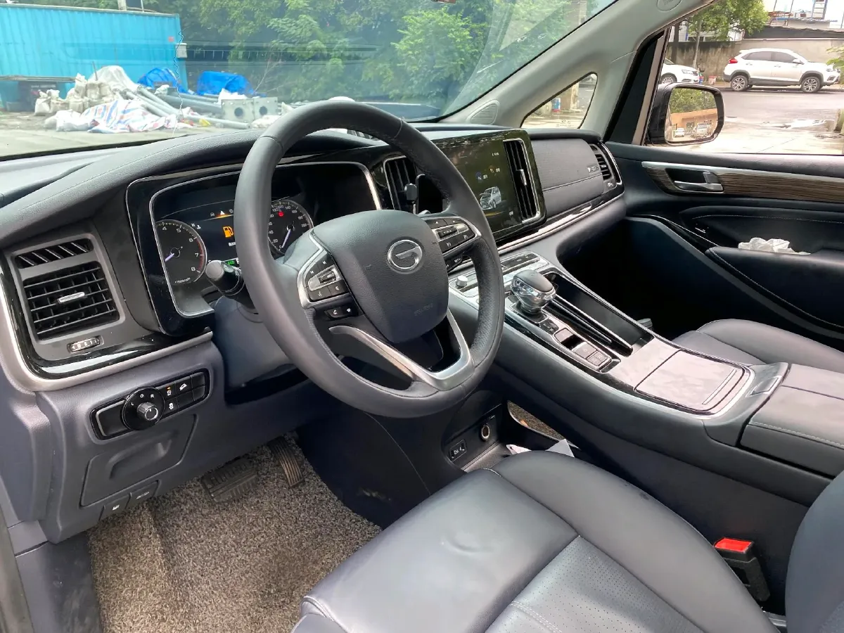 2021 GAC Trumpchi M8 2.0T 252HP L4 8AT,autocango,china used car exporter,china ev exporter,chinese used car exporter,chinese used ev exporter