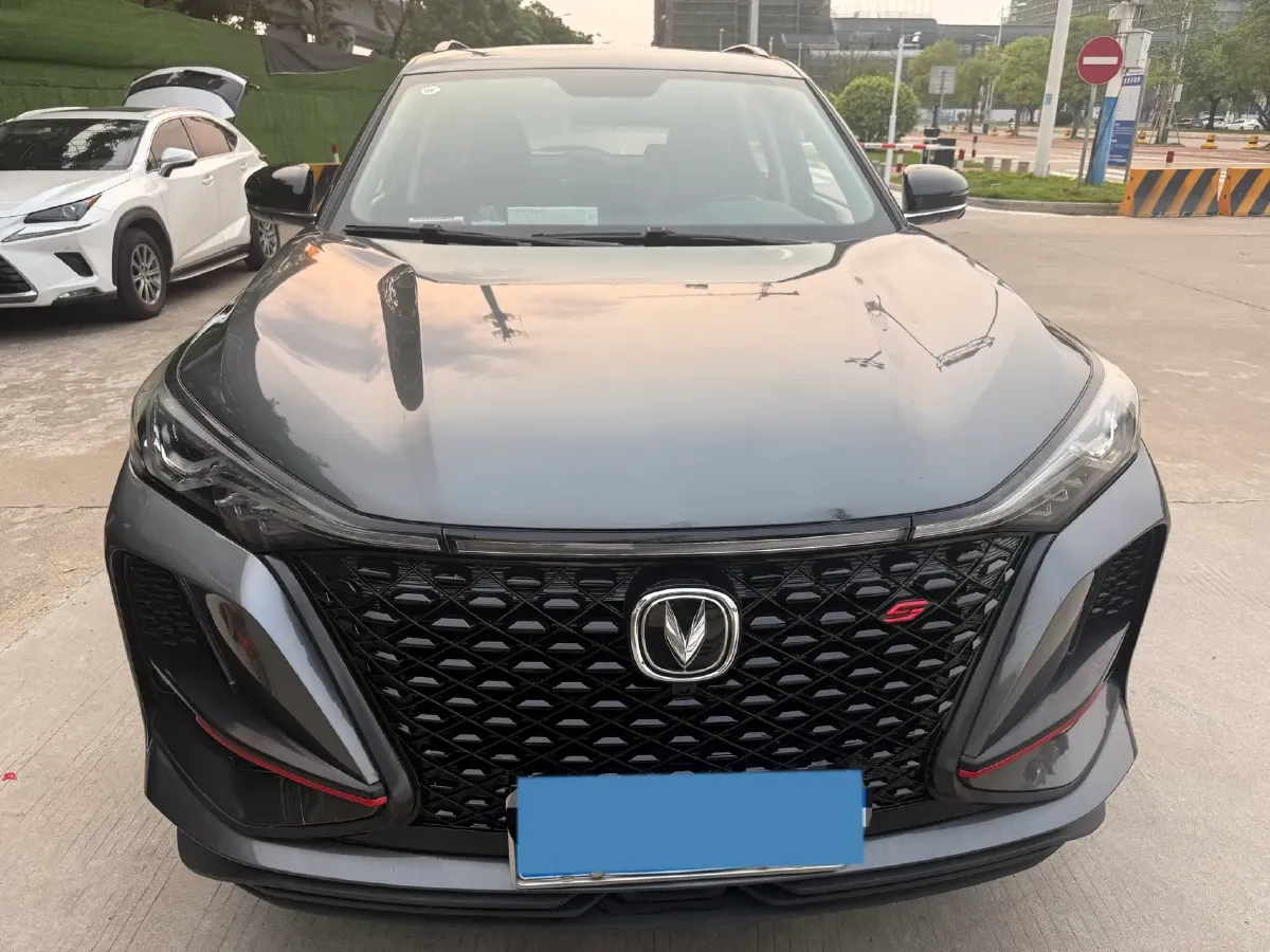 2020 ChangAn CS75 Plus 1.5T 178HP L4 6AT,autocango,china used car exporter,china ev exporter,chinese used car exporter,chinese used ev exporter