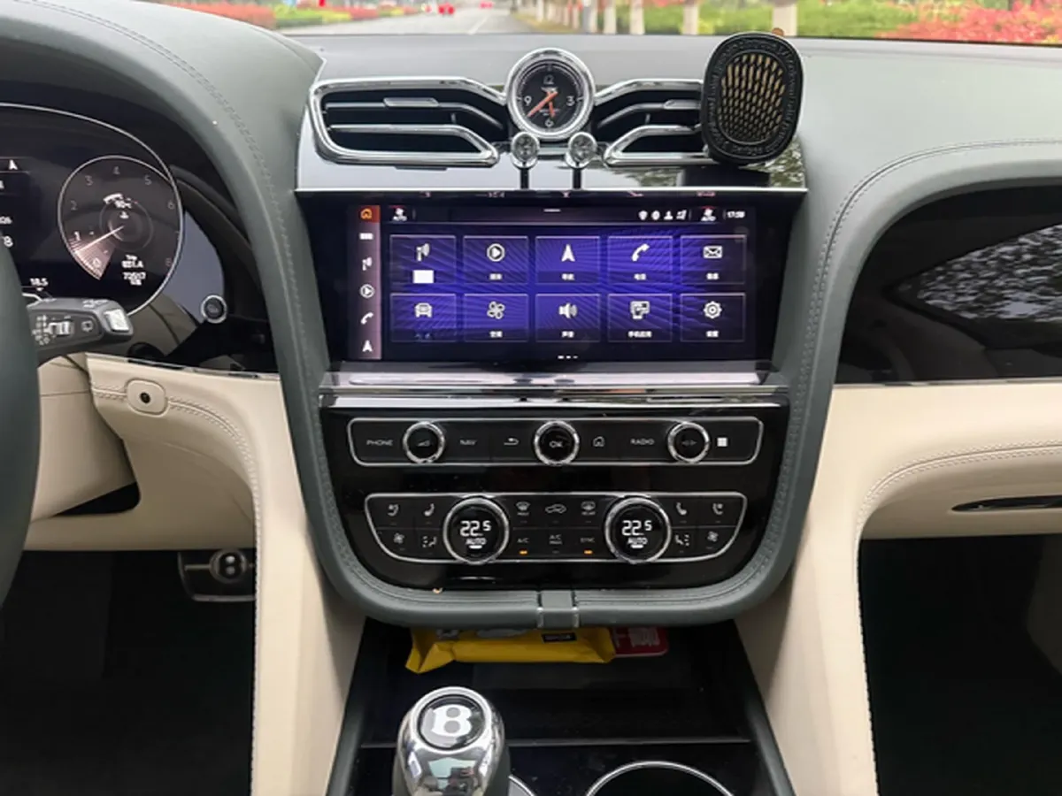 2022 Bentley Bentayga 4.0T 550HP V8 8AT,autocango,china used car exporter,china ev exporter,chinese used car exporter,chinese used ev exporter